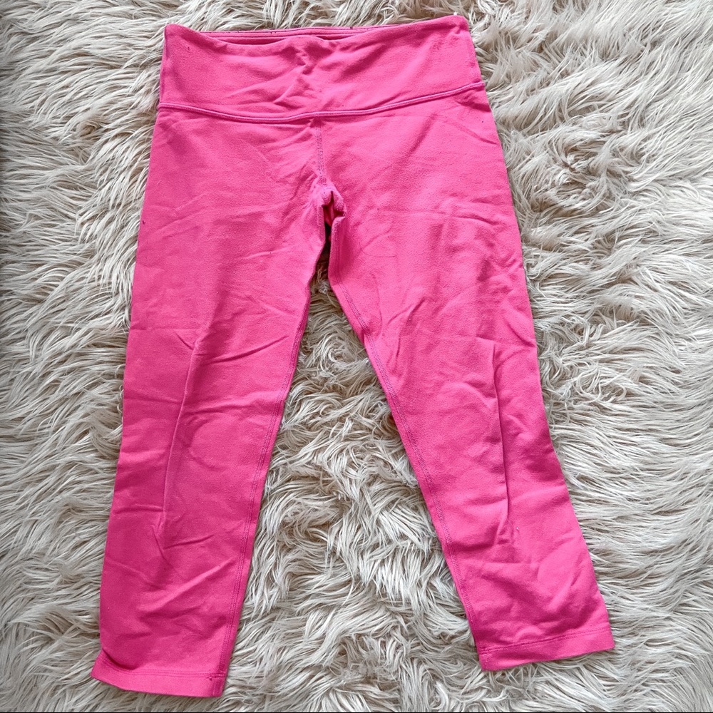 Lululemon Pink cropped Leggings